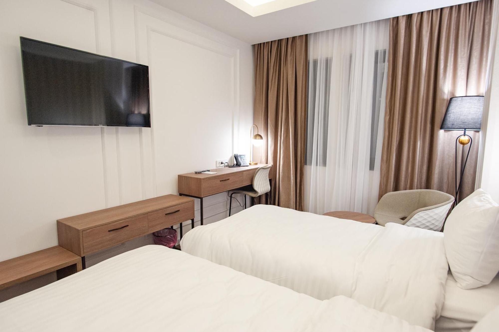 Hotel Freya Struga Rum bild